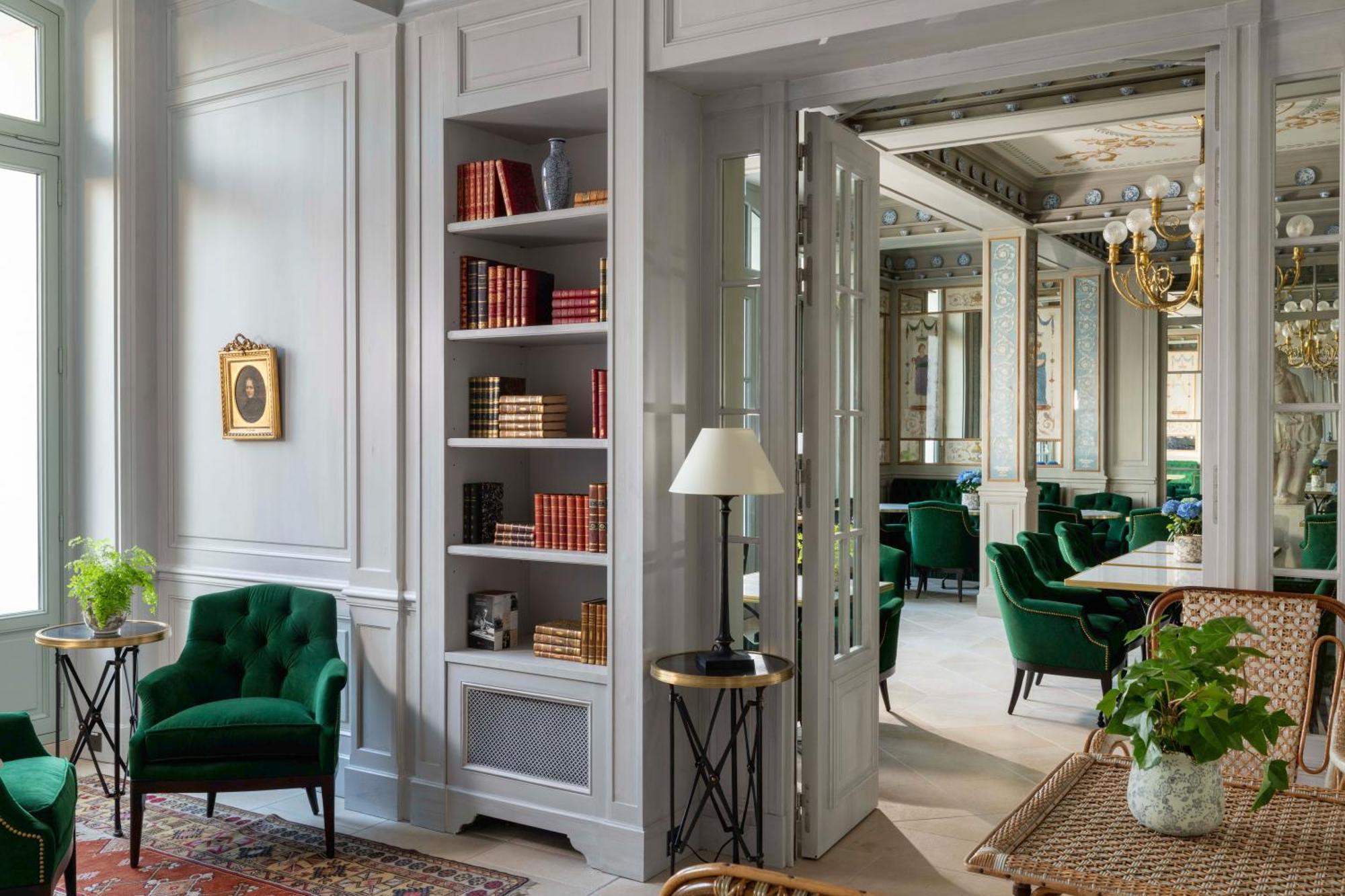 Hotel Du Quai Voltaire Paris Exteriör bild