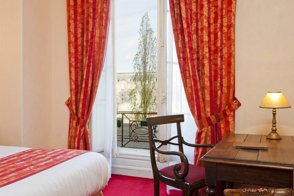Hotel Du Quai Voltaire Paris Exteriör bild