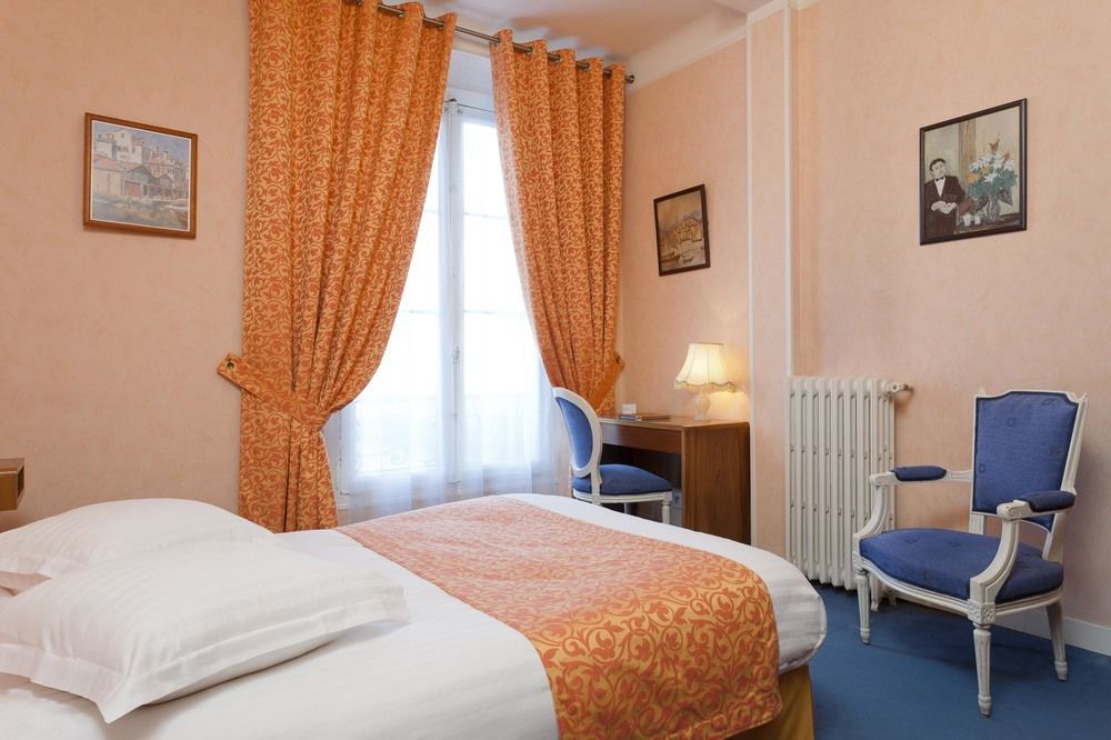 Hotel Du Quai Voltaire Paris Exteriör bild
